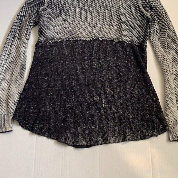 Free People Black, Grey, and White Ombré Sweater - Women’s Size Small - Picture 7 of 11
